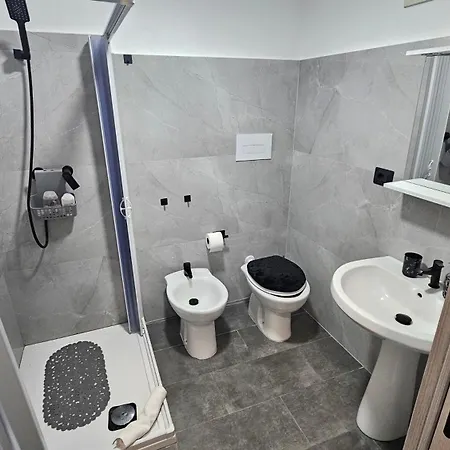 La Casa Di Bettina בית הארחה